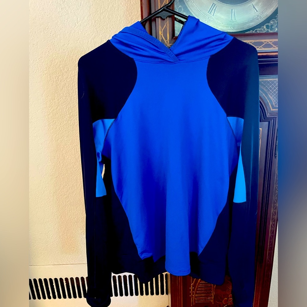 Helly Hansen XL Cold Gear Sweatshirt.